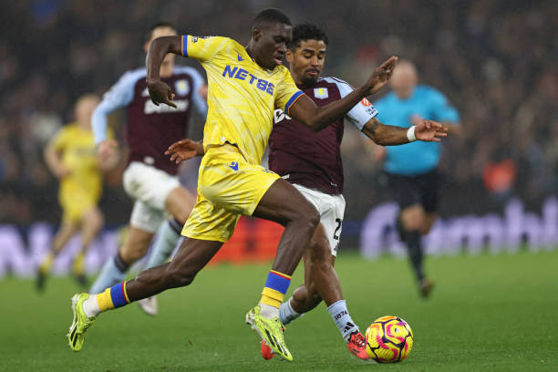 队后防线上 队后防线上