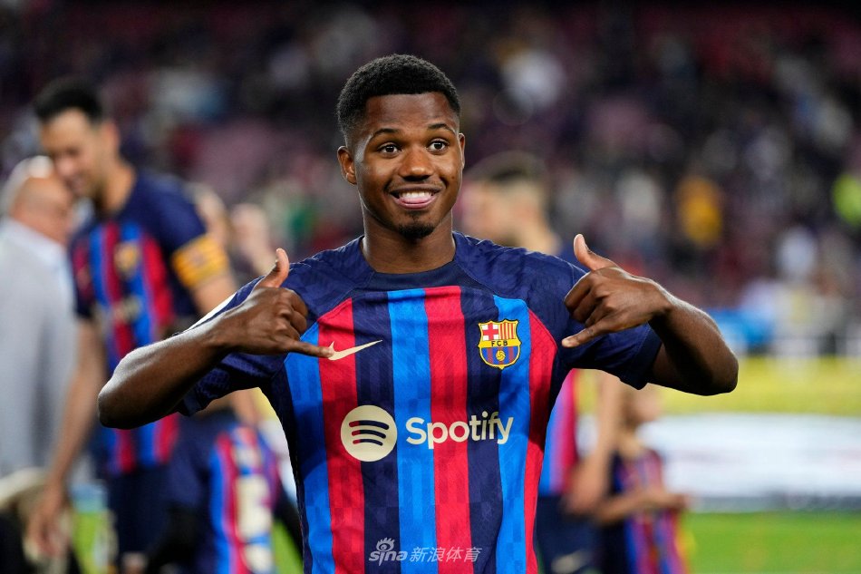 不像传统内 不像传统内